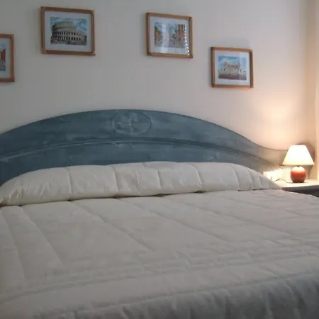 Hotel Roma 2*