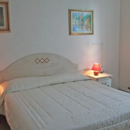 Roma Hotel